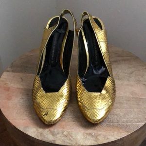 Courtney Crawford gold shoes